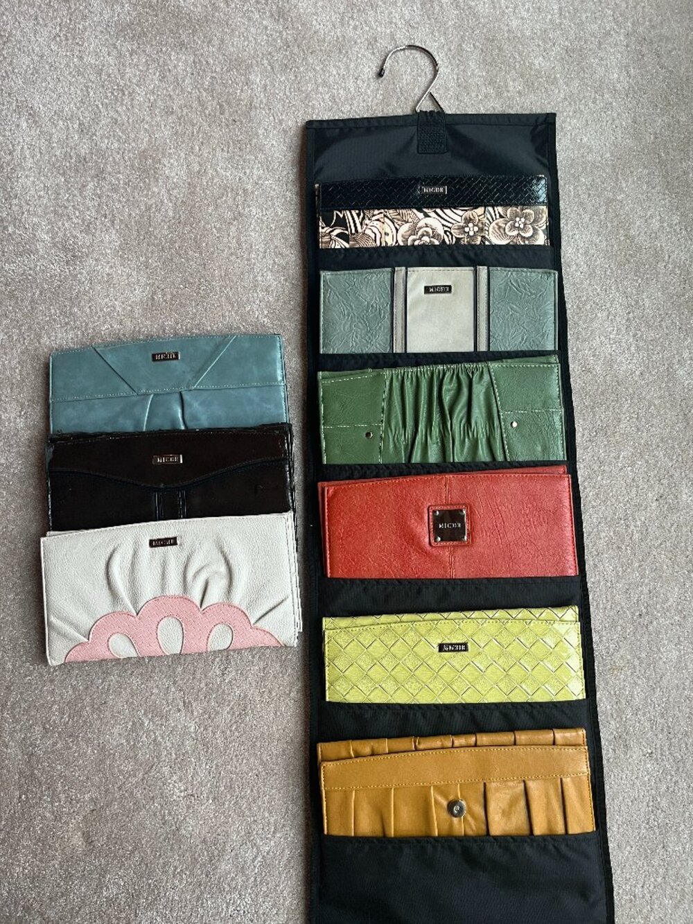Miche Classic Handbag with 9 Magnetic Shells PLUS the Hanging Closet Organizer